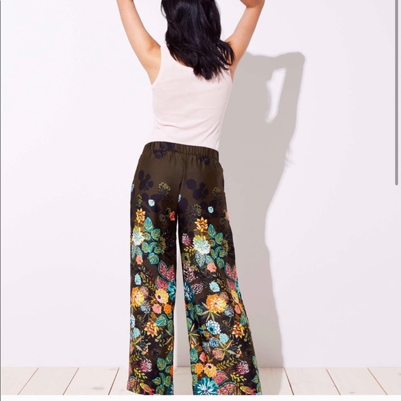 LOFT Floral Wide Leg Pants - Picture 2 of 5